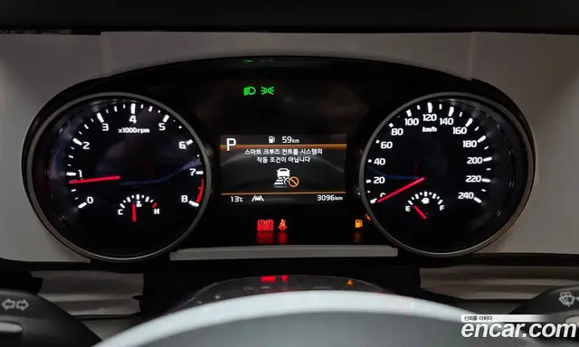 Kia Carnival 2023 3.5 автомат (гидро), миниатюра 11 Kia Carnival 2023 3.5 автомат (гидро), миниатюра 11