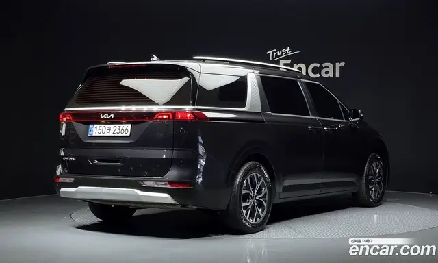 Kia Carnival 2023 2.2 автомат (гидро), миниатюра 2 Kia Carnival 2023 2.2 автомат (гидро), миниатюра 2