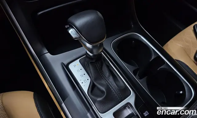 Kia Carnival 2023 2.2 автомат (гидро), миниатюра 12