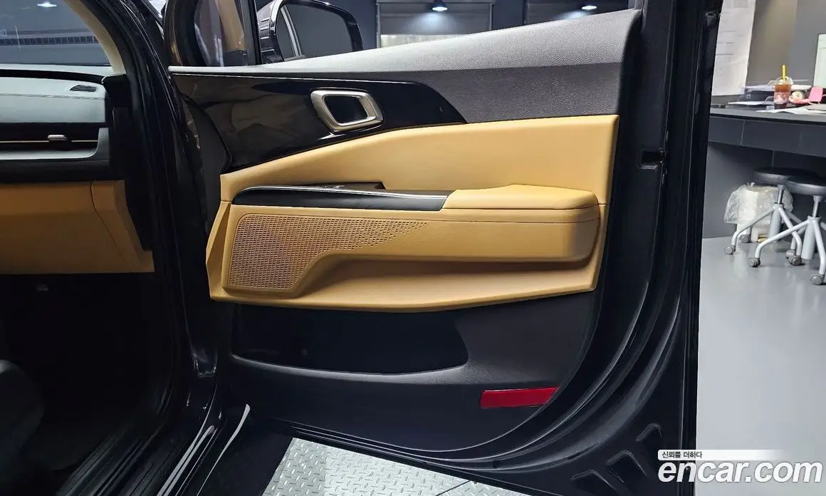 Kia Carnival 2023 2.2 автомат (гидро), фото 15 Kia Carnival 2023 2.2 автомат (гидро), фото 15