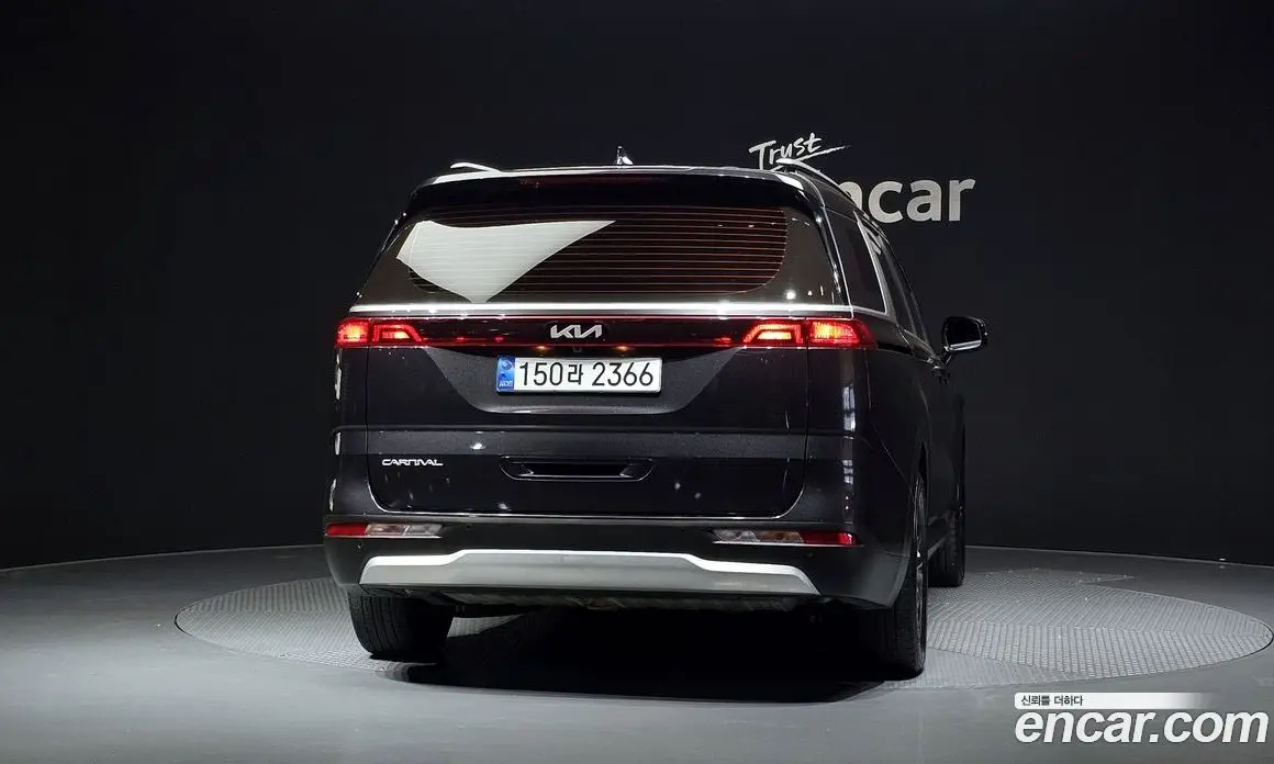 Kia Carnival 2023 2.2 автомат (гидро), фото 4 Kia Carnival 2023 2.2 автомат (гидро), фото 4