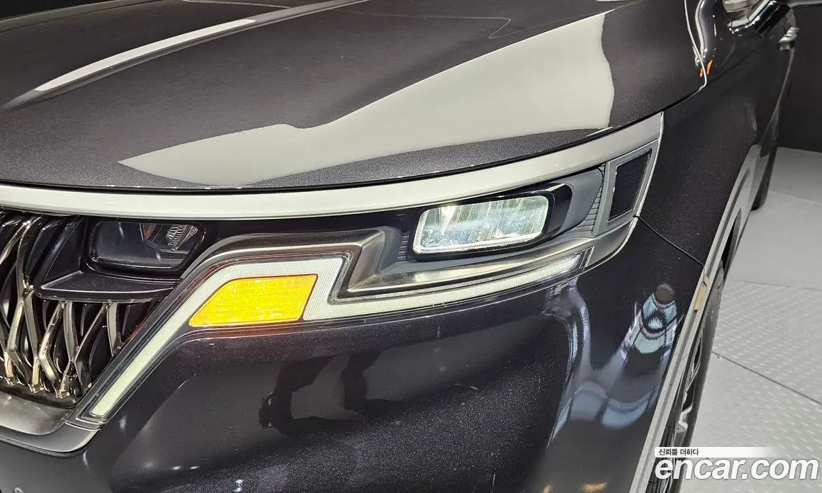 Kia Carnival 2023 2.2 автомат (гидро), фото 8 Kia Carnival 2023 2.2 автомат (гидро), фото 8