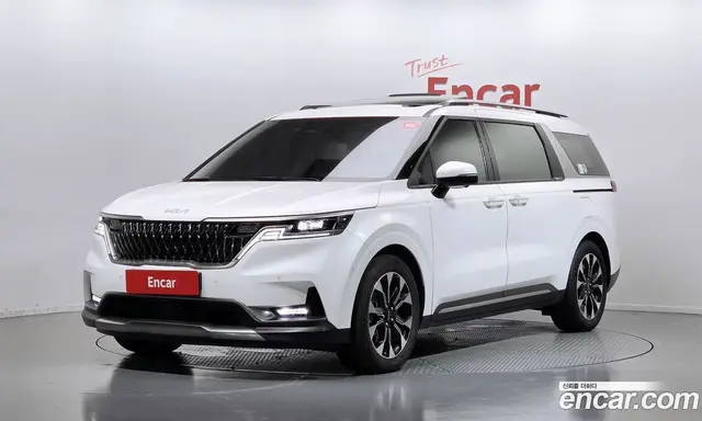 Kia Carnival, 2023, 17 403 км