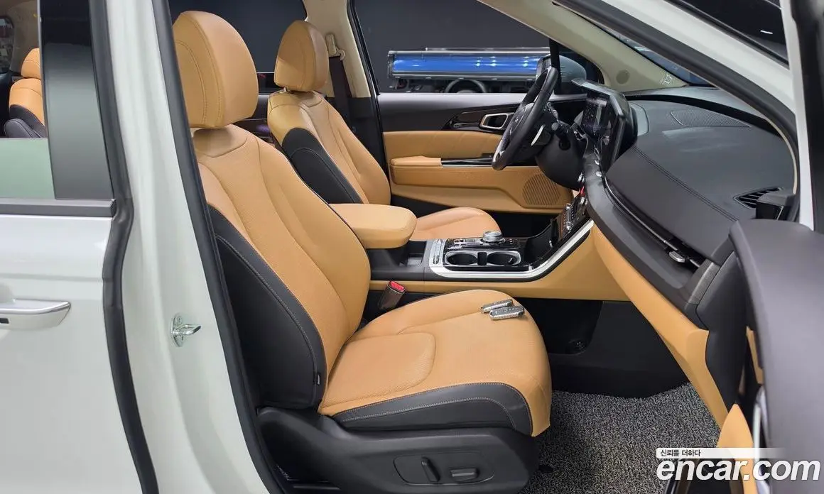 Kia Carnival 2023 3.5 автомат (гидро), фото 16