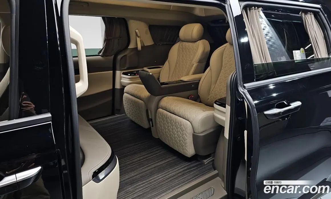 Kia Carnival 2024 1.6 автомат (гидро), фото 15