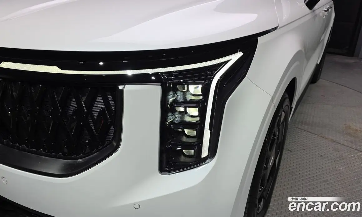 Kia Carnival 2025 3.5 автомат (гидро), фото 8 Kia Carnival 2025 3.5 автомат (гидро), фото 8