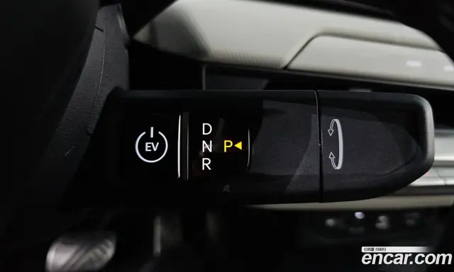 Kia EV4 2025 0.2 автомат (гидро), миниатюра 11