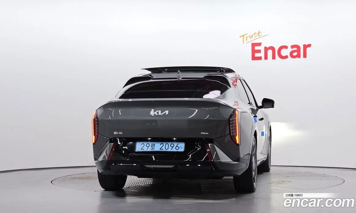 Kia EV4 2025 0.2 автомат (гидро), фото 3