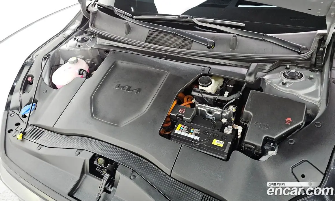 Kia EV4 2025 0.2 автомат (гидро), фото 5