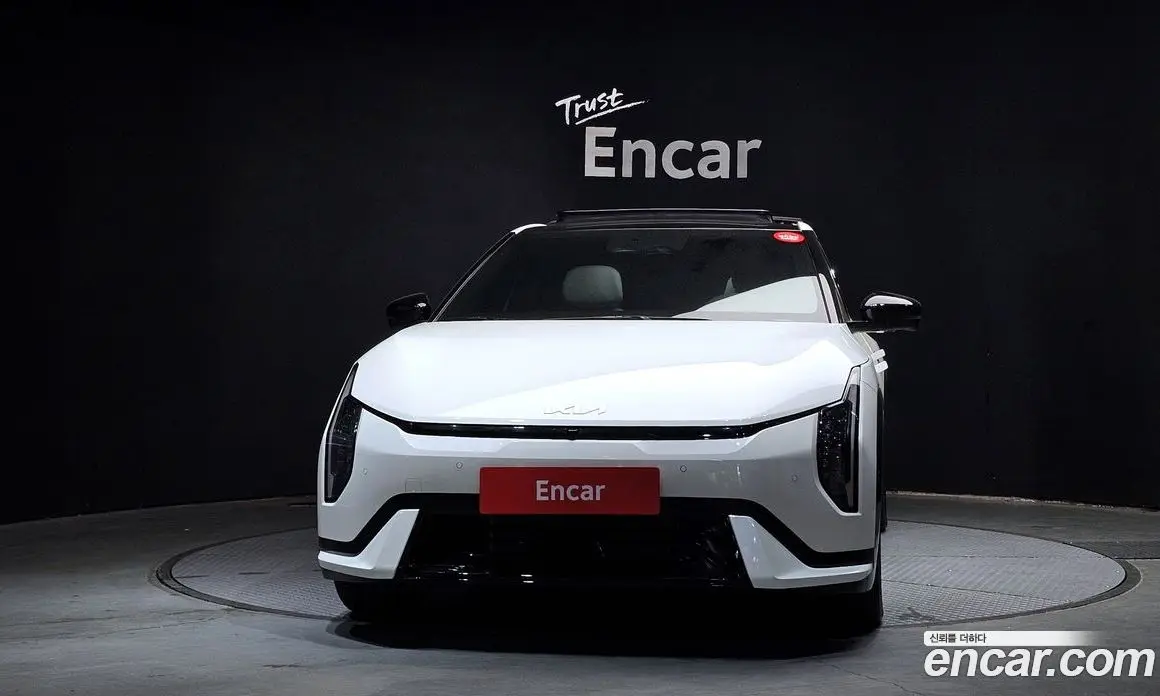 Kia EV4 2026 0.2 автомат (гидро), фото 3