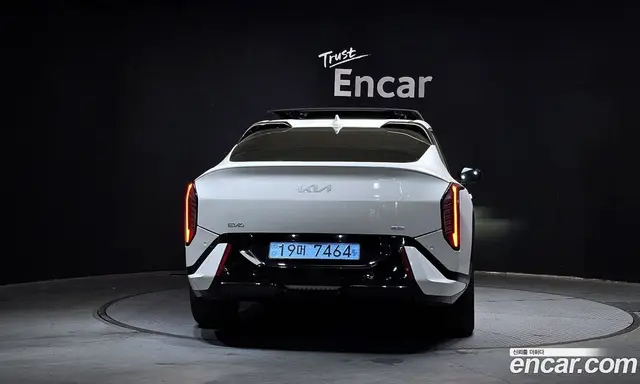Kia EV4 2026 0.2 автомат (гидро), миниатюра 4
