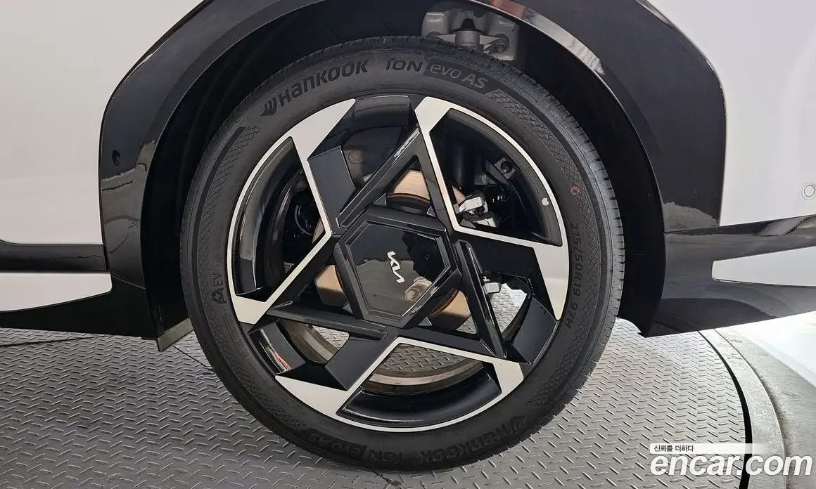 Kia EV4 2026 0.2 автомат (гидро), фото 7
