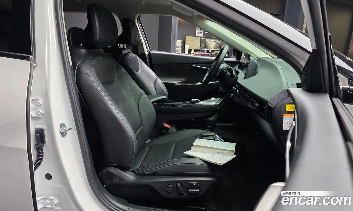 Kia EV6 2022 0.1 автомат (гидро), фото 17 Kia EV6 2022 0.1 автомат (гидро), фото 17