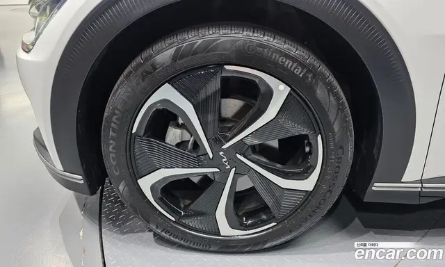 Kia EV6 2022 0.1 автомат (гидро), миниатюра 5 Kia EV6 2022 0.1 автомат (гидро), миниатюра 5