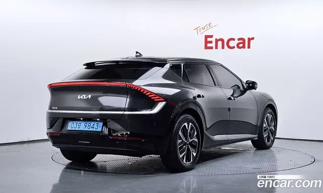 Kia EV6 2023 0.1 автомат (гидро), миниатюра 2 Kia EV6 2023 0.1 автомат (гидро), миниатюра 2