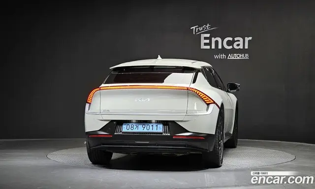 Kia EV6 2023 0.1 автомат (гидро), миниатюра 4 Kia EV6 2023 0.1 автомат (гидро), миниатюра 4