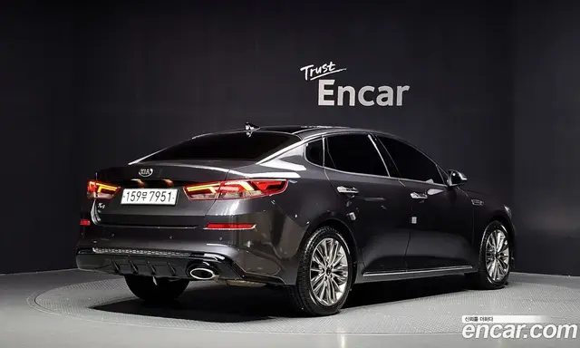 Kia K5 (Optima) 2018 2.0 автомат (гидро), миниатюра 2