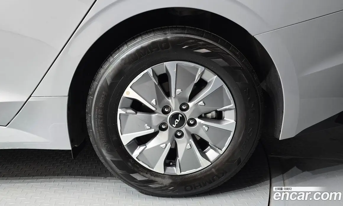 Kia K5 (Optima) 2024 2.0 автомат (гидро), фото 7 Kia K5 (Optima) 2024 2.0 автомат (гидро), фото 7