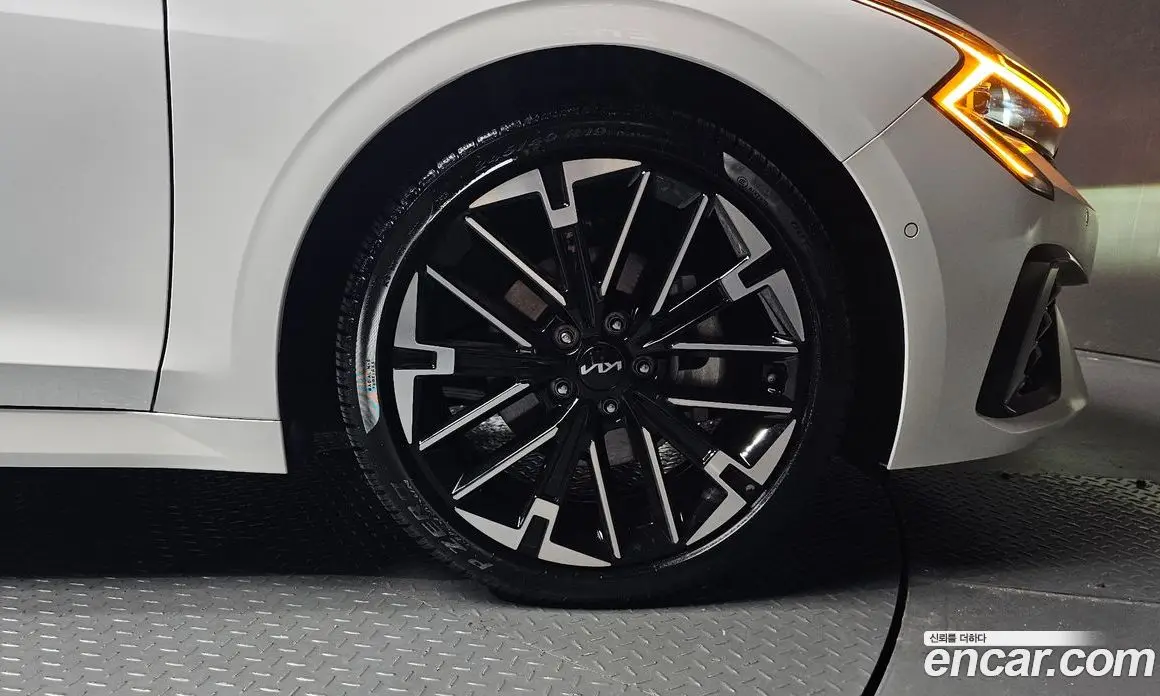 Kia K5 (Optima) 2025 1.6 автомат (гидро), фото 6 Kia K5 (Optima) 2025 1.6 автомат (гидро), фото 6