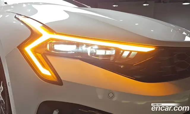 Kia K5 (Optima) 2025 1.6 автомат (гидро), миниатюра 7 Kia K5 (Optima) 2025 1.6 автомат (гидро), миниатюра 7