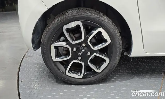 Kia Ray 2021 1.0 автомат (гидро), миниатюра 4 Kia Ray 2021 1.0 автомат (гидро), миниатюра 4