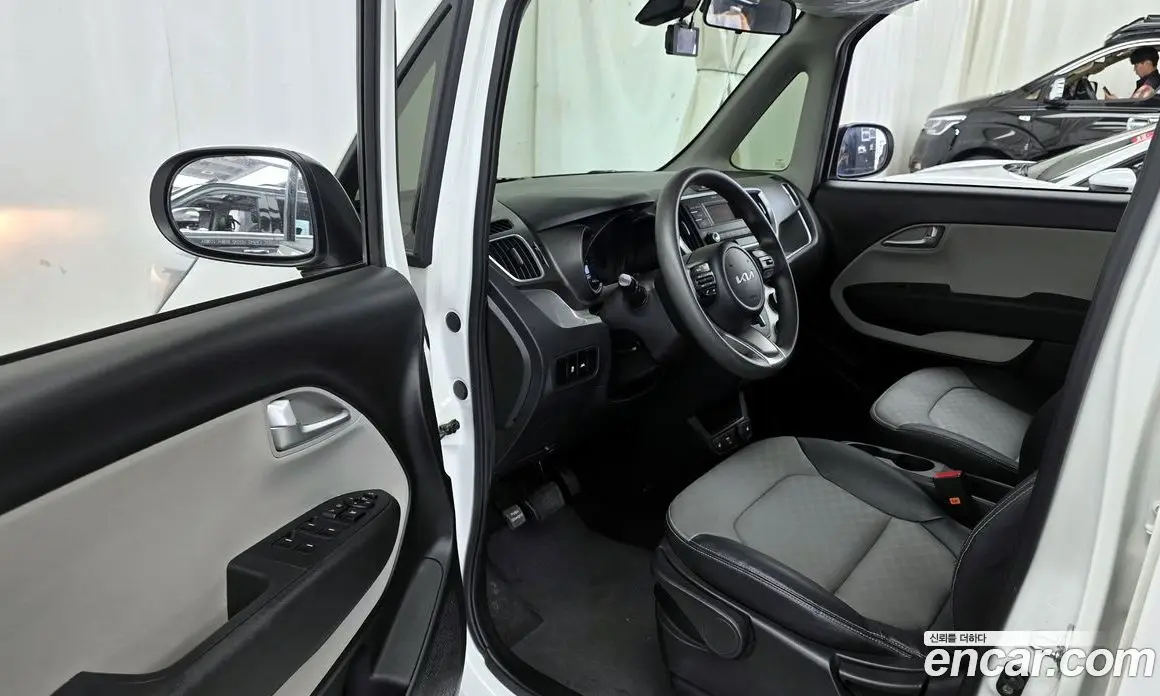 Kia Ray 2022 1.0 автомат (гидро), фото 13