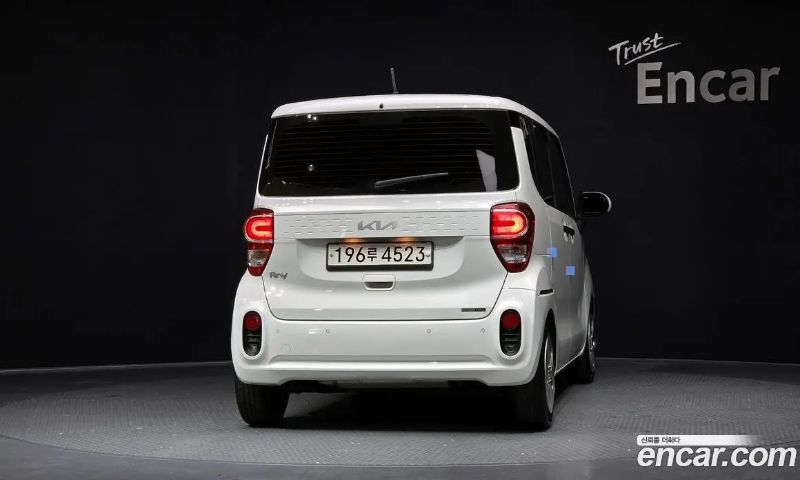 Kia Ray 2022 1.0 автомат (гидро), фото 4