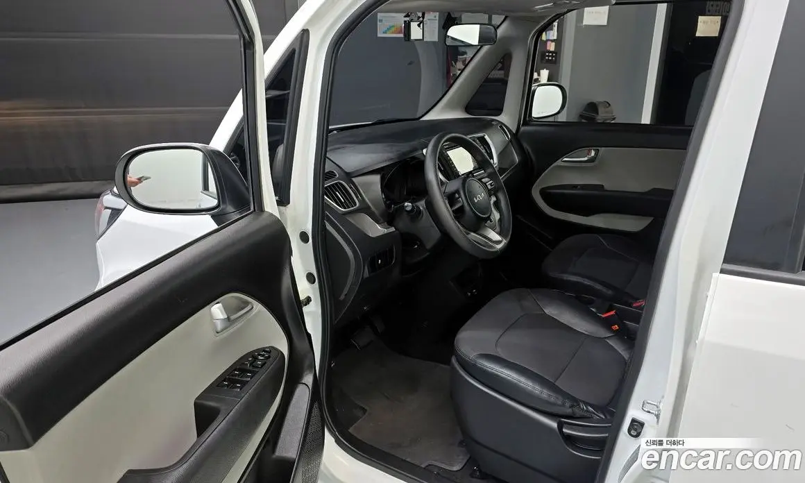 Kia Ray 2022 1.0 автомат (гидро), фото 13