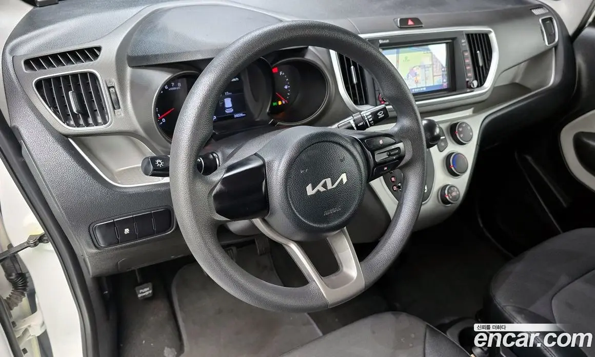Kia Ray 2022 1.0 автомат (гидро), фото 18