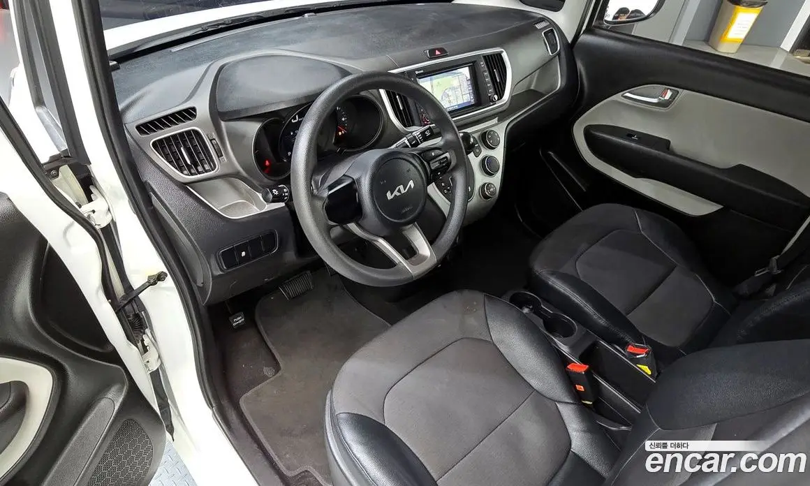 Kia Ray 2022 1.0 автомат (гидро), фото 10