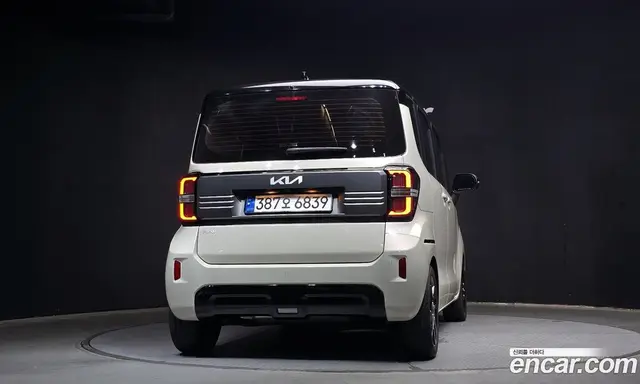 Kia Ray 2024 1.0 автомат (гидро), миниатюра 4 Kia Ray 2024 1.0 автомат (гидро), миниатюра 4