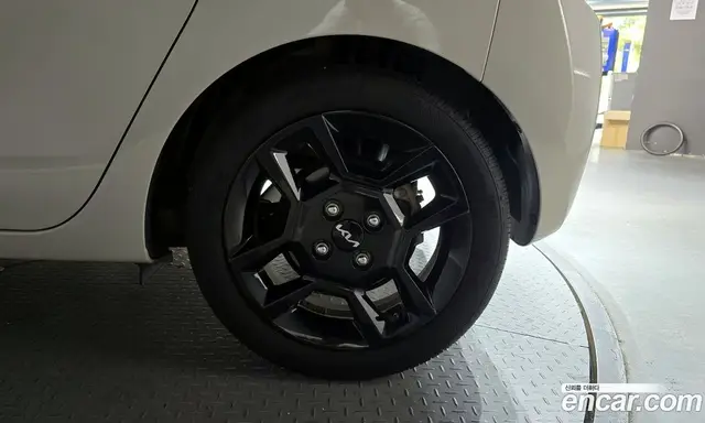 Kia Ray 2024 1.0 автомат (гидро), миниатюра 7 Kia Ray 2024 1.0 автомат (гидро), миниатюра 7