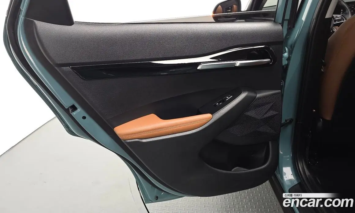 Kia Seltos 2023 1.6 автомат (гидро), фото 15 Kia Seltos 2023 1.6 автомат (гидро), фото 15