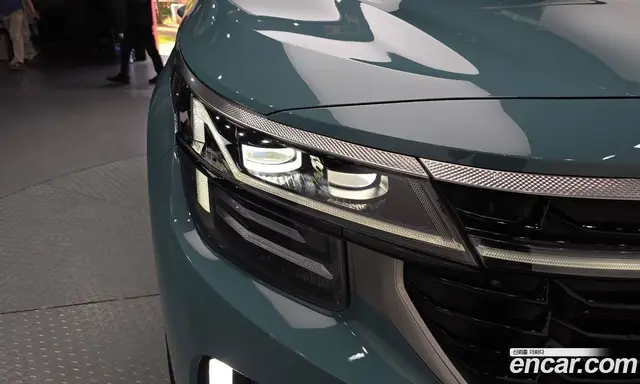 Kia Seltos 2023 1.6 автомат (гидро), миниатюра 8 Kia Seltos 2023 1.6 автомат (гидро), миниатюра 8