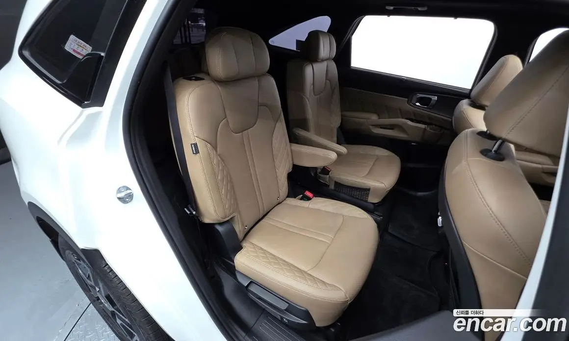 Kia Sorento 2024 1.6 автомат (гидро), фото 16