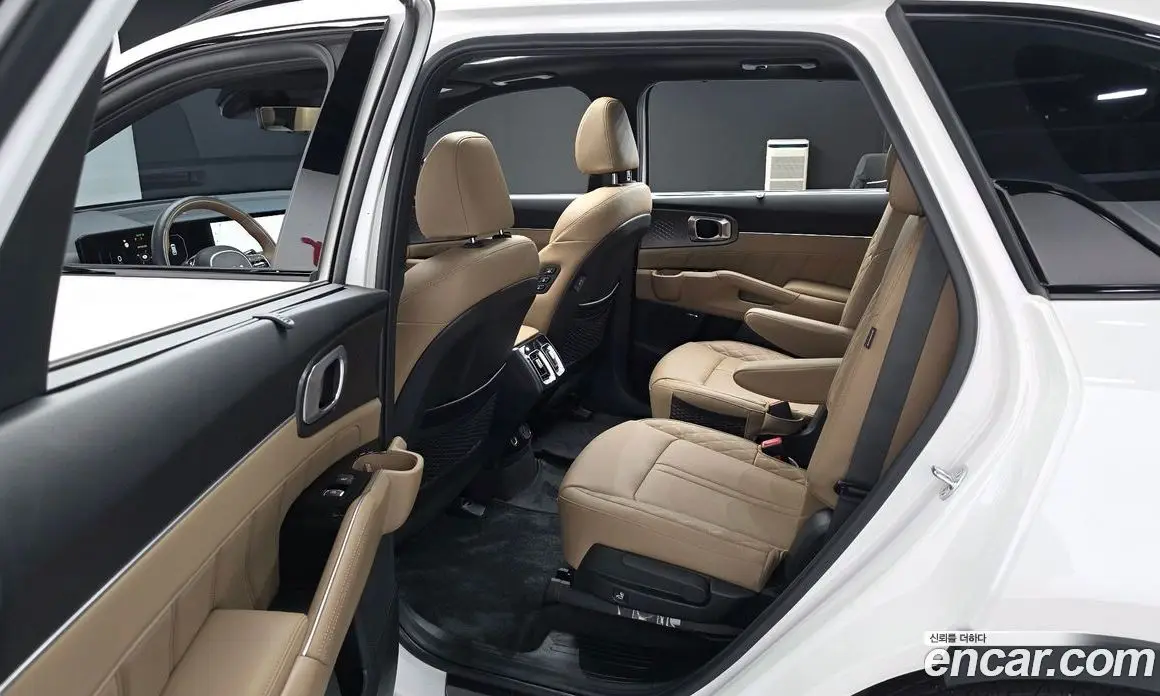 Kia Sorento 2024 1.6 автомат (гидро), фото 18