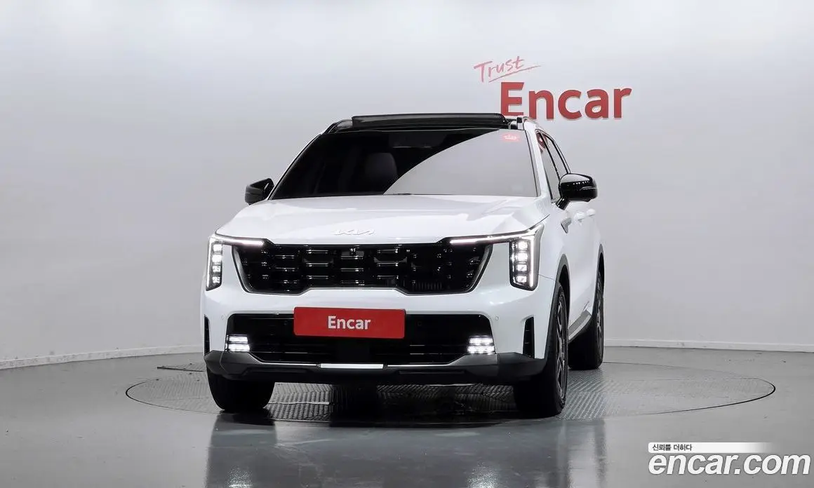 Kia Sorento 2024 1.6 автомат (гидро), фото 3 Kia Sorento 2024 1.6 автомат (гидро), фото 3