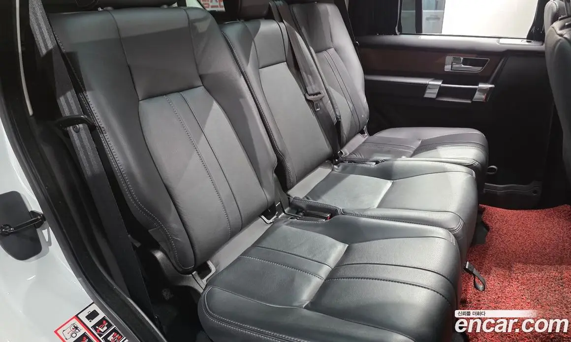 Land Rover Discovery 2015 3.0 автомат (гидро), фото 17