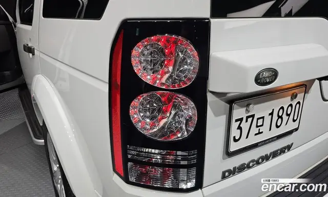 Land Rover Discovery 2015 3.0 автомат (гидро), миниатюра 9