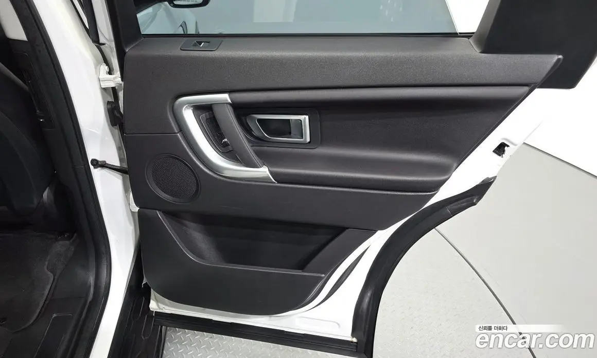 Land Rover Discovery Sport 2019 2.0 автомат (гидро), фото 15 Land Rover Discovery Sport 2019 2.0 автомат (гидро), фото 15