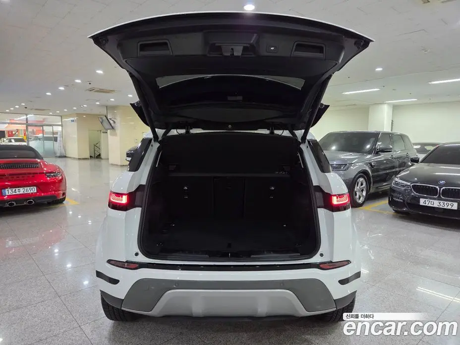 Land Rover Range Rover Evoque 2023 2.0 автомат (гидро), фото 19