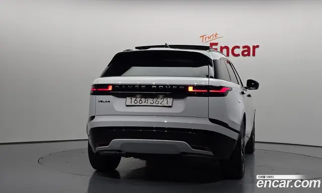 Land Rover Range Rover Velar 2025 3.0 автомат (гидро), миниатюра 4 Land Rover Range Rover Velar 2025 3.0 автомат (гидро), миниатюра 4