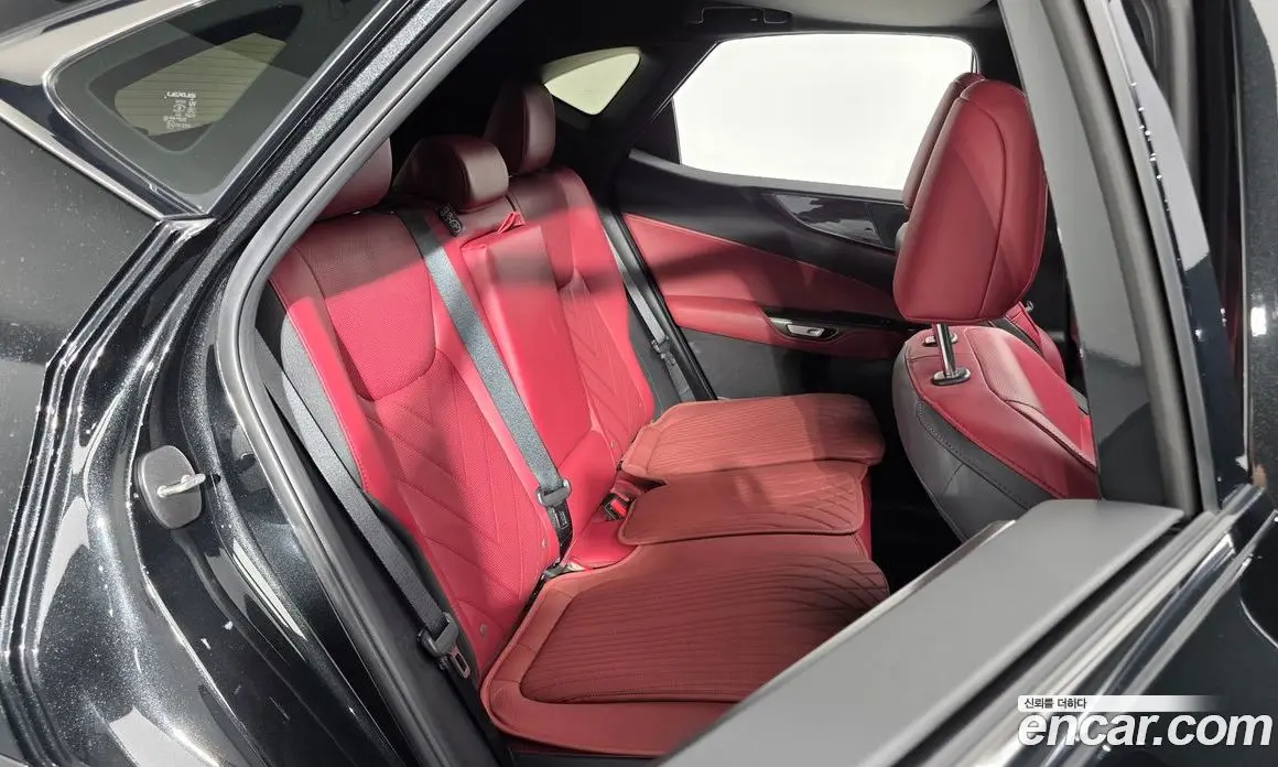 Lexus NX 2025 2.5 автомат (гидро), фото 16 Lexus NX 2025 2.5 автомат (гидро), фото 16