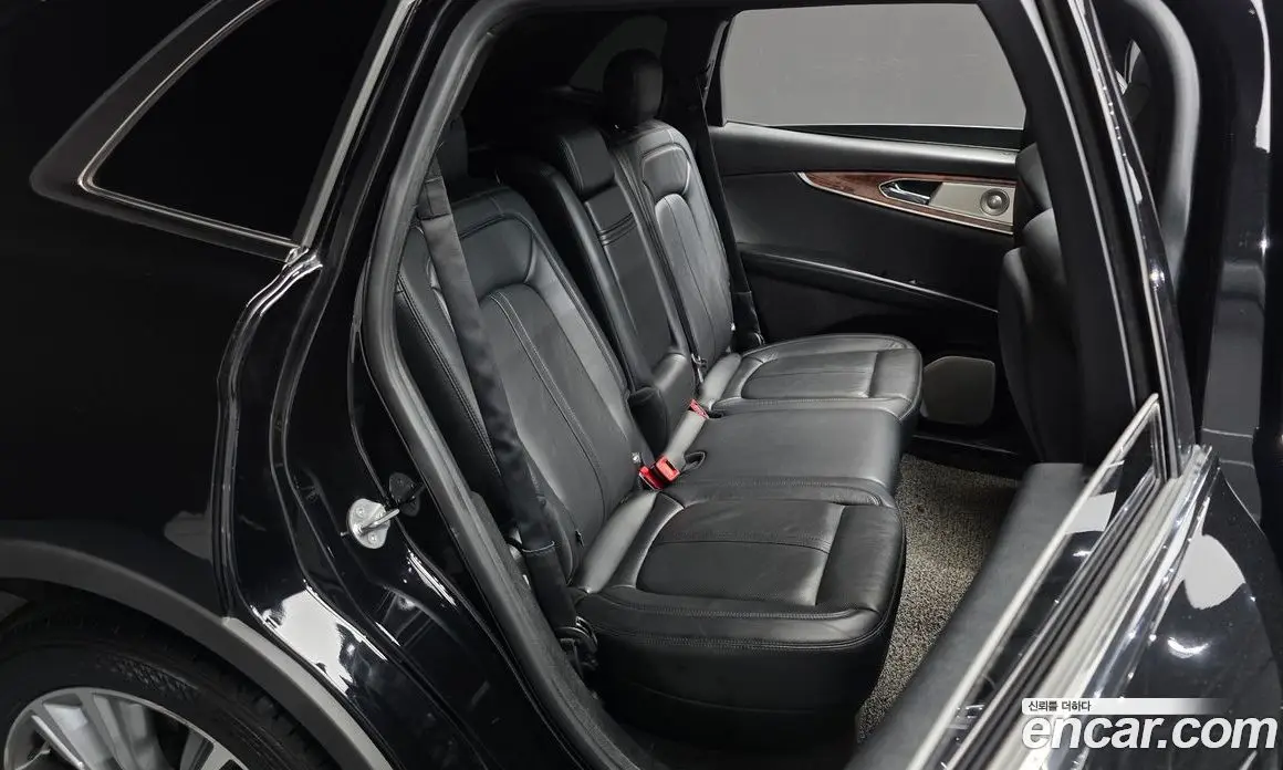 Lincoln MKX 2017 2.7 автомат (гидро), фото 17 Lincoln MKX 2017 2.7 автомат (гидро), фото 17
