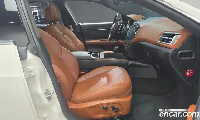Maserati Ghibli 2018 3.0 автомат (гидро), миниатюра 11