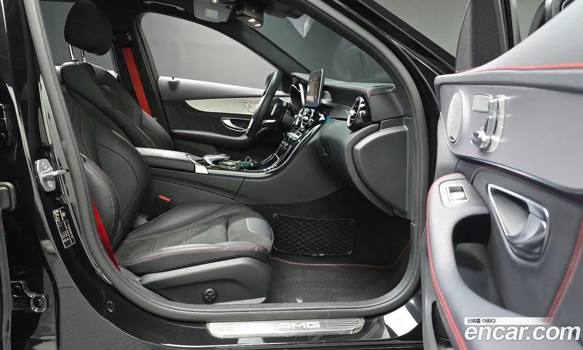 Mercedes-Benz C-Class 2018 3.0 автомат (гидро), фото 16
