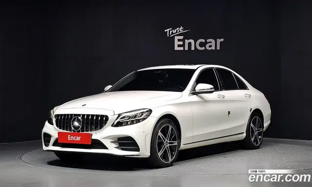 Mercedes-Benz C-Class, 2019, 65 831 км