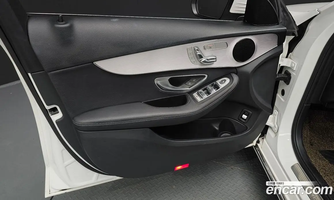 Mercedes-Benz C-Class 2020 2.0 автомат (гидро), фото 13 Mercedes-Benz C-Class 2020 2.0 автомат (гидро), фото 13