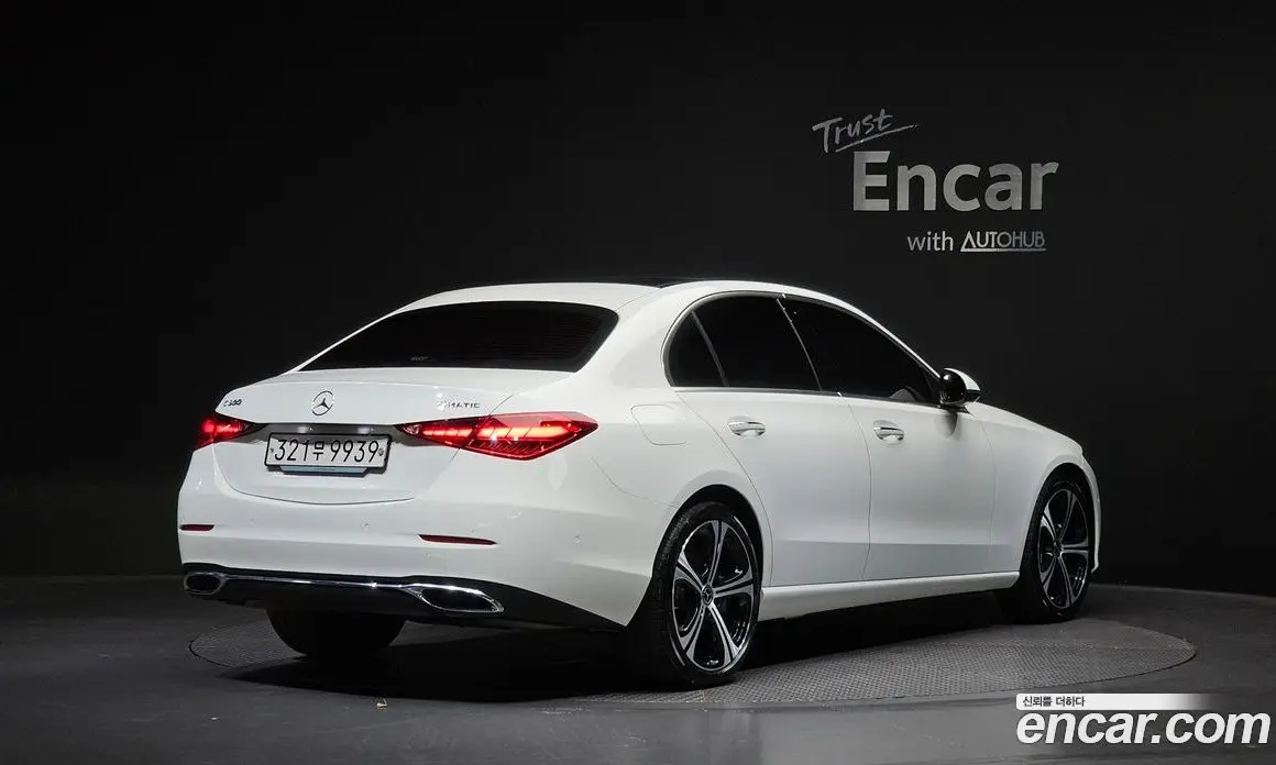 Mercedes-Benz C-Class 2023 2.0 автомат (гидро), фото 1 Mercedes-Benz C-Class 2023 2.0 автомат (гидро), фото 1