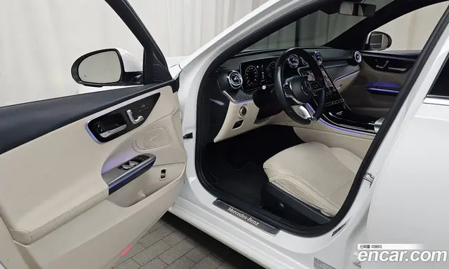 Mercedes-Benz C-Class 2023 2.0 автомат (гидро), миниатюра 12